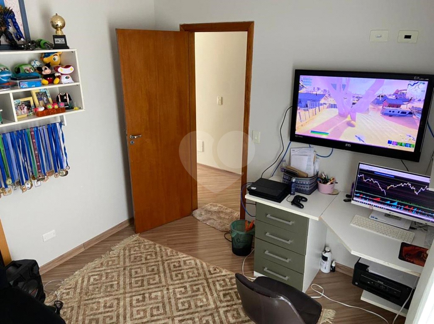 Sobrado à venda com 4 quartos, sendo 2 suítes, em Vila Alpina, Santo André, SP