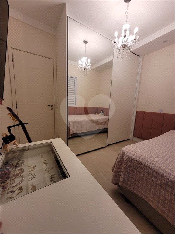 Apartamento à venda com 3 quartos, sendo 1 suíte,  em Vila Suissa, Mogi das Cruzes, SP