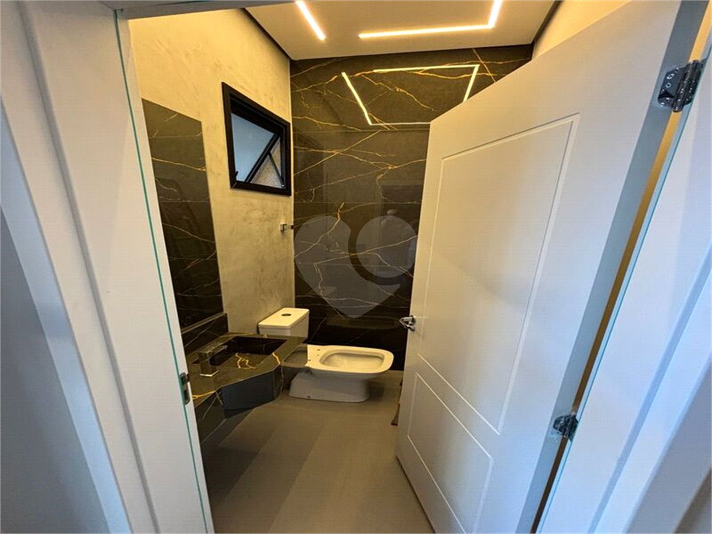 Casa à venda com 3 suítes no condomínio Vivendas da Mata - Portal Aroeira, Ribeirão Preto - SP
