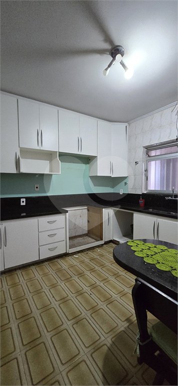 Casa à venda com 3 quartos, sendo 1 suíte, em Lar São Paulo, São Paulo, SP