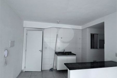 Apartamento para alugar com 1 quarto em Jardim Vila Galvão, Guarulhos, SP