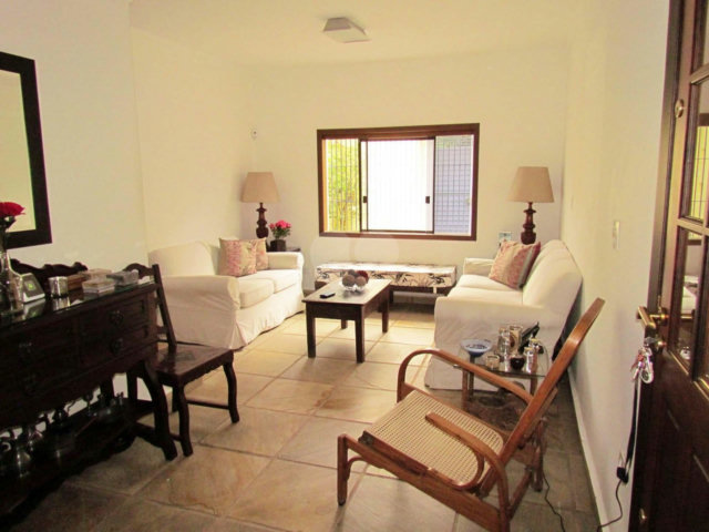 Casa de Vila à venda com 4 quartos, sendo 1 suíte,  em Chácara Monte Alegre, São Paulo, SP