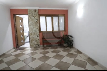 Sobrado à venda com 2 quartos em Vila Curuçá, São Paulo, SP