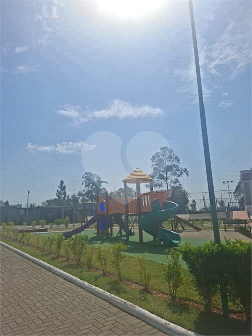 Casa à venda ou para alugar com 3 suítes no condomínio London Park, Indaiatuba - SP