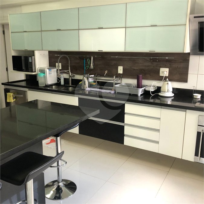 Apartamento à venda com 3 suítes em Paraíso, São Paulo, SP