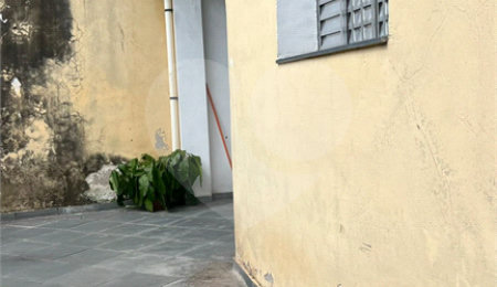 Casa Térrea à venda com 3 quartos em Jardim Dom José, São Paulo, SP