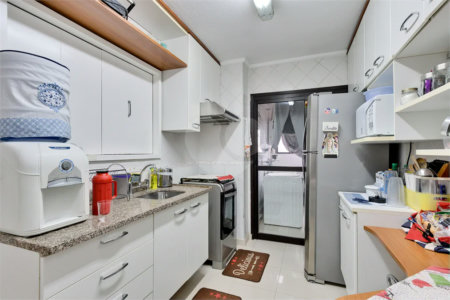Apartamento à venda com 3 quartos, sendo 1 suíte, em Alto da Boa Vista, São Paulo, SP