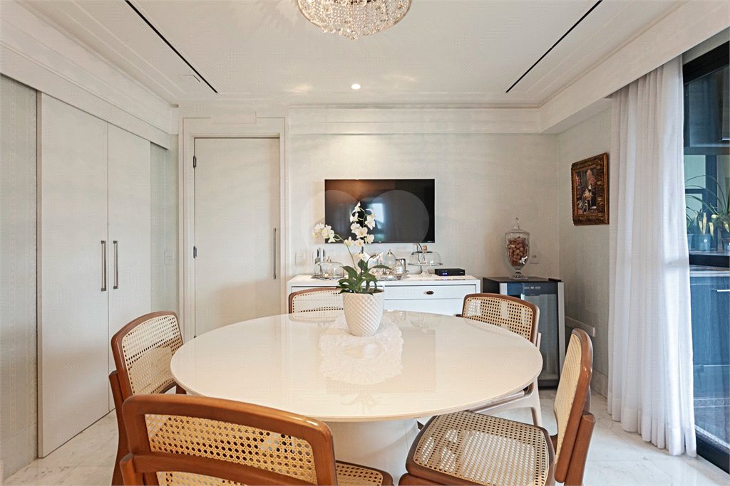 Apartamento à venda com 4 suítes em Panamby, São Paulo, SP
