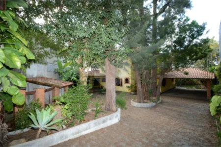 Casa à venda com 5 suítes em Capela do Socorro, São Paulo, SP