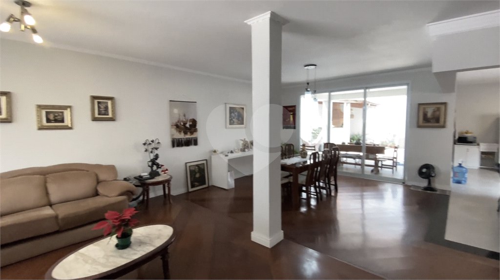 Casa à venda com 4 quartos, sendo 2 suítes, em Jardim Guanca, São Paulo, SP