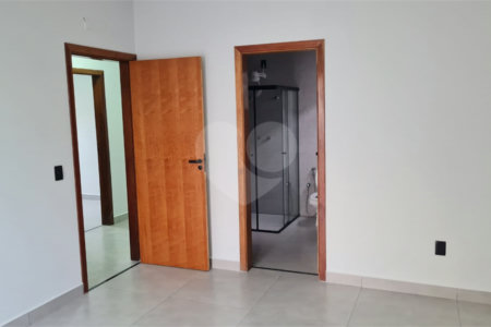 Casa à venda com 3 quartos, sendo 2 suítes, no condomínio Campos do Conde Ii, Paulínia - SP