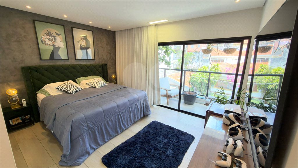 Sobrado à venda com 3 quartos, sendo 1 suíte, em Vila Paulicéia, São Paulo, SP