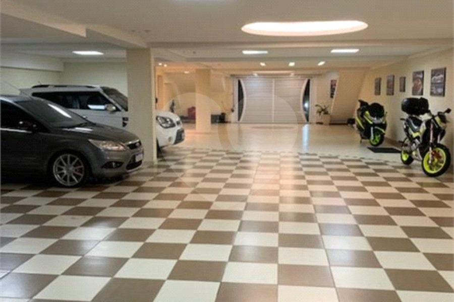 Sobrado à venda com 3 suítes em Santana, São Paulo, SP
