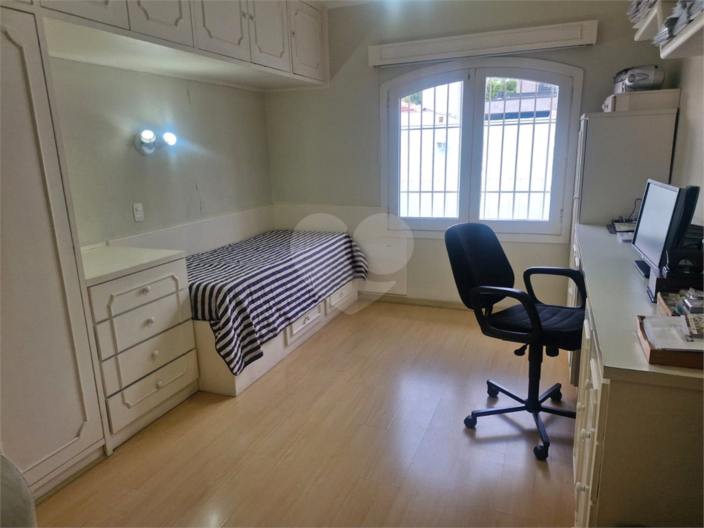 Casa à venda com 4 quartos, sendo 1 suíte, em Brooklin, São Paulo, SP
