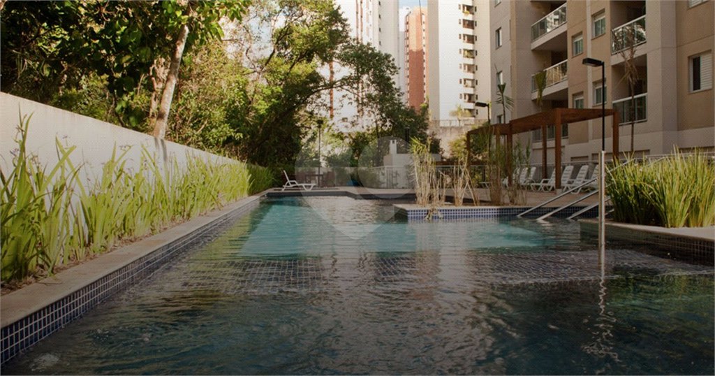 Apartamento para alugar com 3 quartos, sendo 1 suíte,  em Lar São Paulo, São Paulo, SP