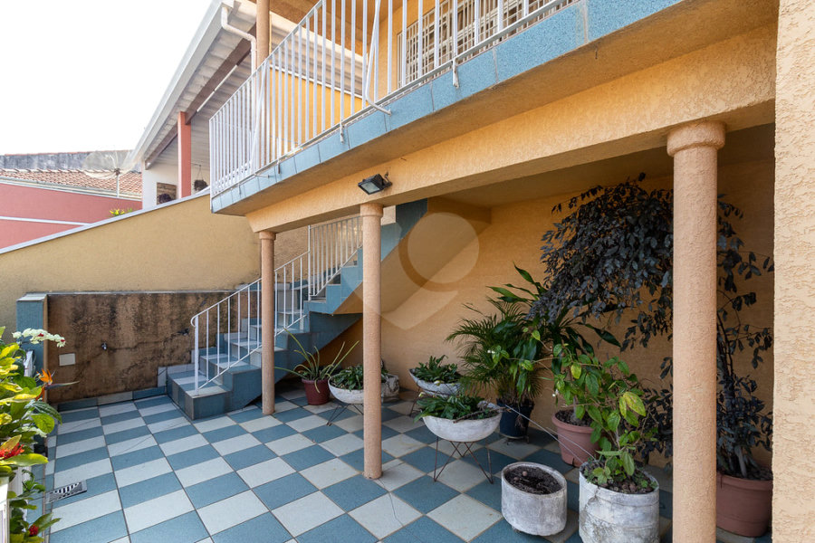 Sobrado à venda com 3 quartos em Jardim Santa Mônica, São Paulo, SP