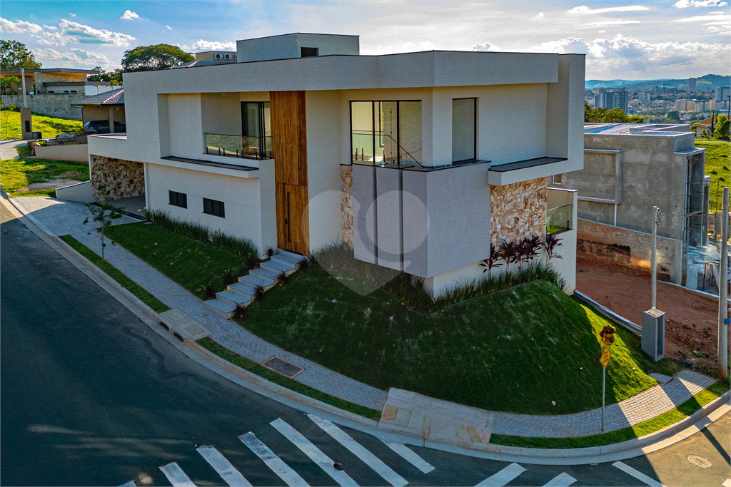 Terreno à venda com 4 suítes no condomínio Reserva São Nicolau, Atibaia - SP