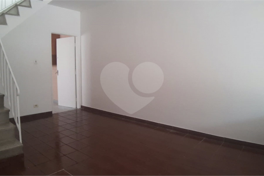 Sobrado à venda com 2 quartos em Santana, São Paulo, SP