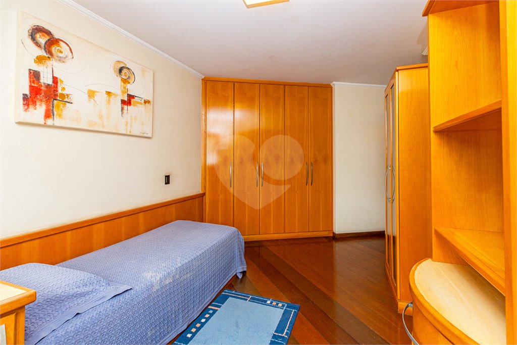 Casa à venda com 5 quartos, sendo 3 suítes,  no condomínio Residencial Morumbi, São Paulo - SP