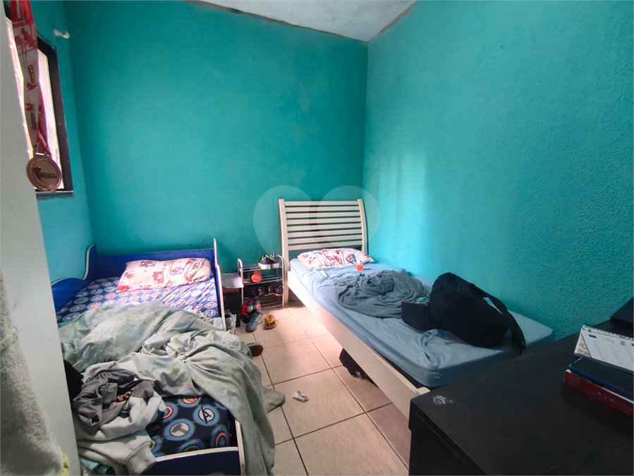 Sobrado à venda com 8 quartos, sendo 2 suítes, em Parada Inglesa, São Paulo, SP