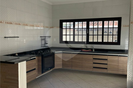 Casa à venda com 3 quartos, sendo 1 suíte, em Jardim Camila, Mogi das Cruzes, SP