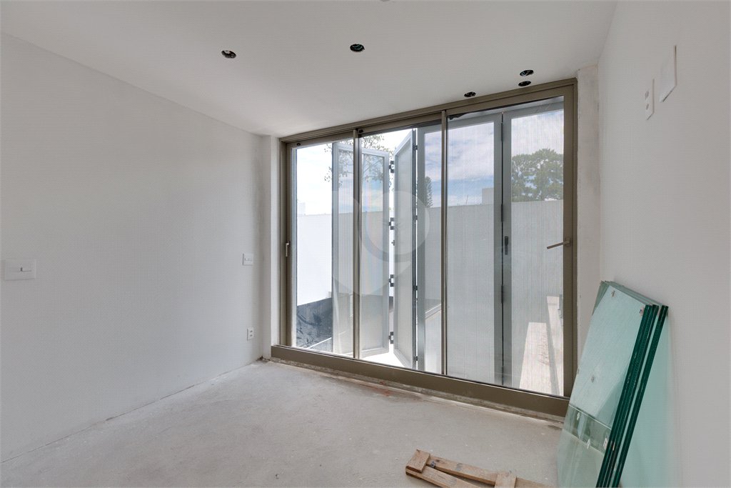 Casa à venda com 3 suítes no condomínio Residencial Heron 140, São Paulo - SP