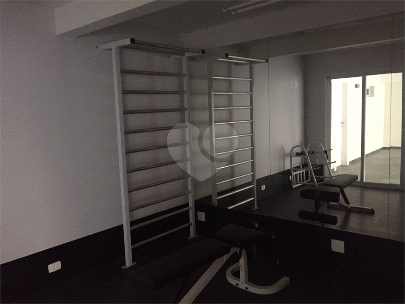 Casa à venda com 4 quartos, sendo 2 suítes, no condomínio Residencial Morumbi, São Paulo - SP