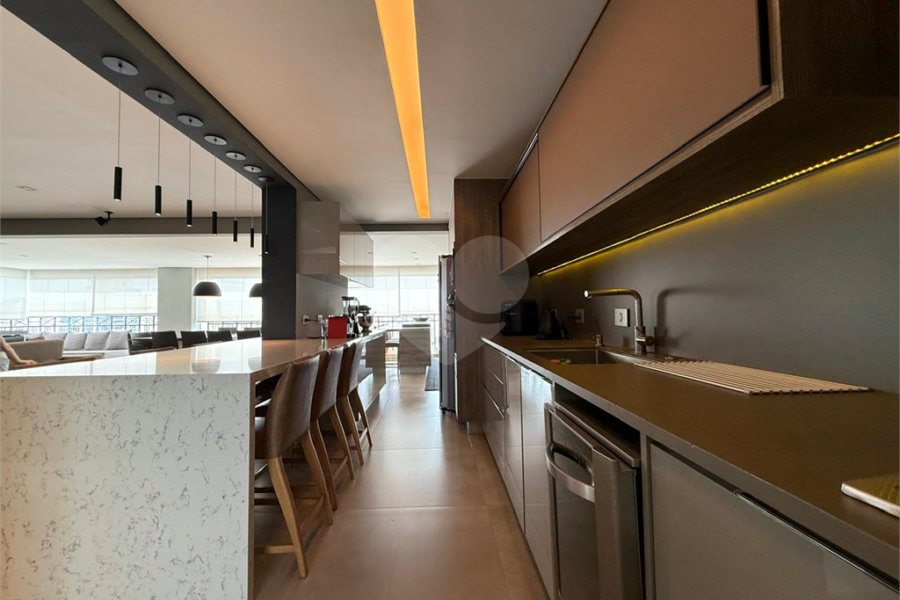 Apartamento à venda com 3 suítes em Santana, São Paulo, SP