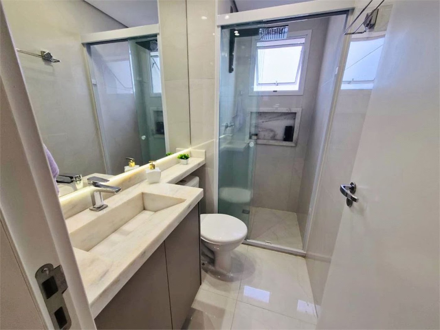 Apartamento com 2 dormitórios à venda, 84 m² por R$ 825.000,00 - Marapé - Santos/SP