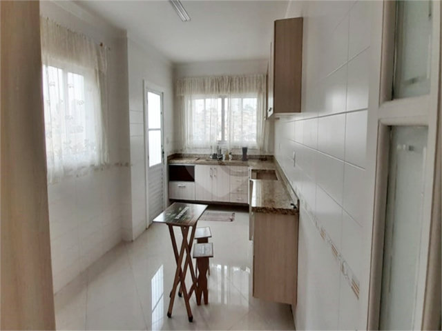Sobrado à venda com 4 quartos, sendo 3 suítes,  em Vila Maria Alta, São Paulo, SP