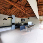 Casa à venda com 3 suítes no condomínio Ecovillagio, São Roque - SP