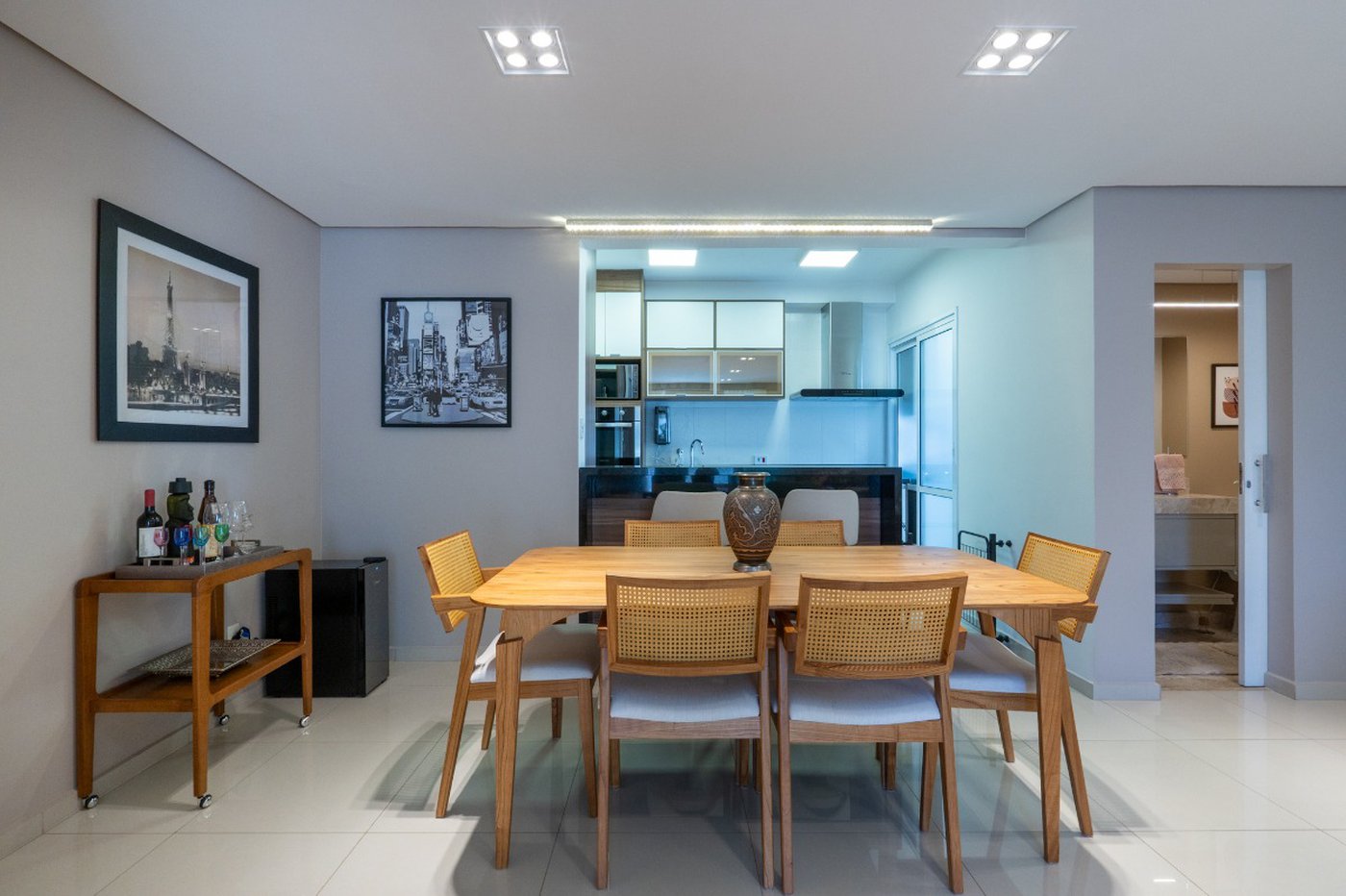 Apartamento para venda em Vila Suzana com 2 quartos, sendo 2 suítes, 103m²