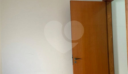 Casa à venda com 3 quartos, sendo 1 suíte, no condomínio Palm Residence, Santo André - SP