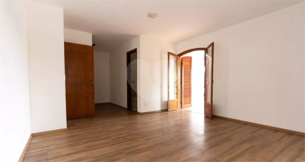 Casa à venda com 4 quartos, sendo 1 suíte, em Vila Tiradentes, São Paulo, SP