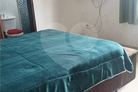 Sobrado à venda com 4 quartos, sendo 2 suítes,  em Conjunto Residencial Álvaro Bovolenta, Mogi das Cruzes, SP