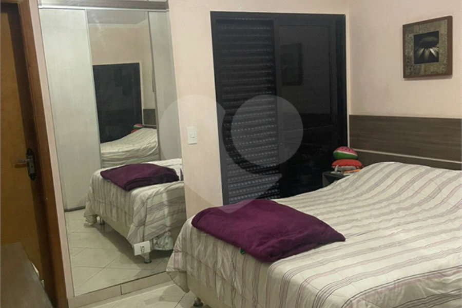 Casa à venda com 3 quartos, sendo 1 suíte, em Vila Leonor, São Paulo, SP