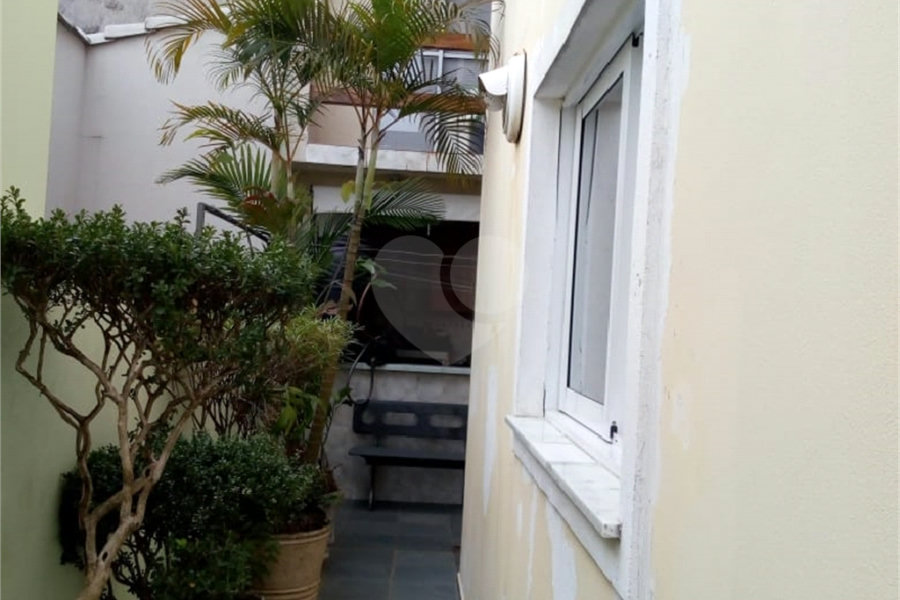 Casa à venda com 3 suítes em Horto Florestal, São Paulo, SP