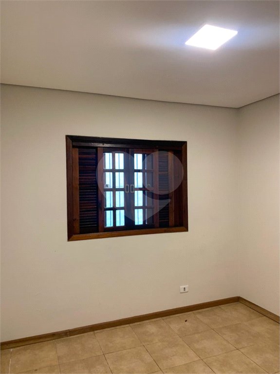 Casa à venda com 3 quartos, sendo 1 suíte, em Parque Santa Rosa, Suzano, SP