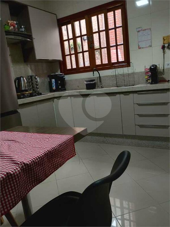 Sobrado à venda com 3 quartos, sendo 1 suíte, em Residencial Monte Verde, Indaiatuba, SP