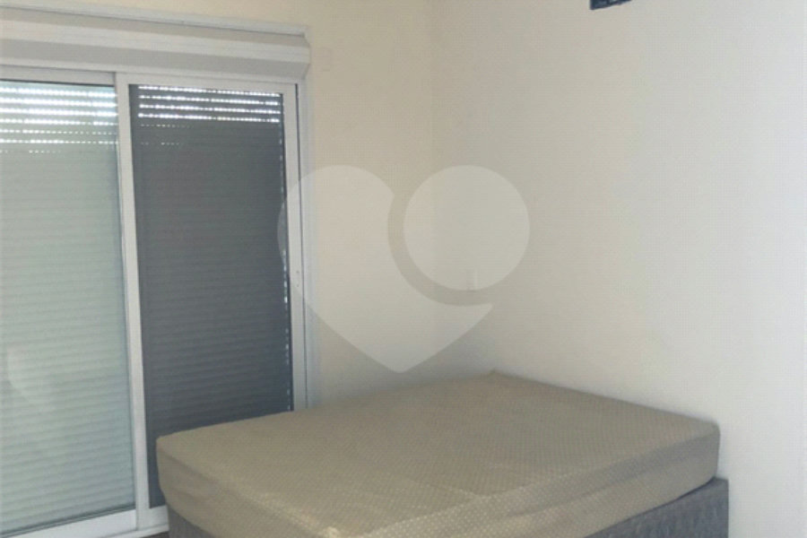 Casa à venda com 3 suítes no condomínio Residencial Lago da Serra, Araçoiaba da Serra - SP