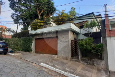 Sobrado à venda com 3 quartos em Água Fria, São Paulo, SP