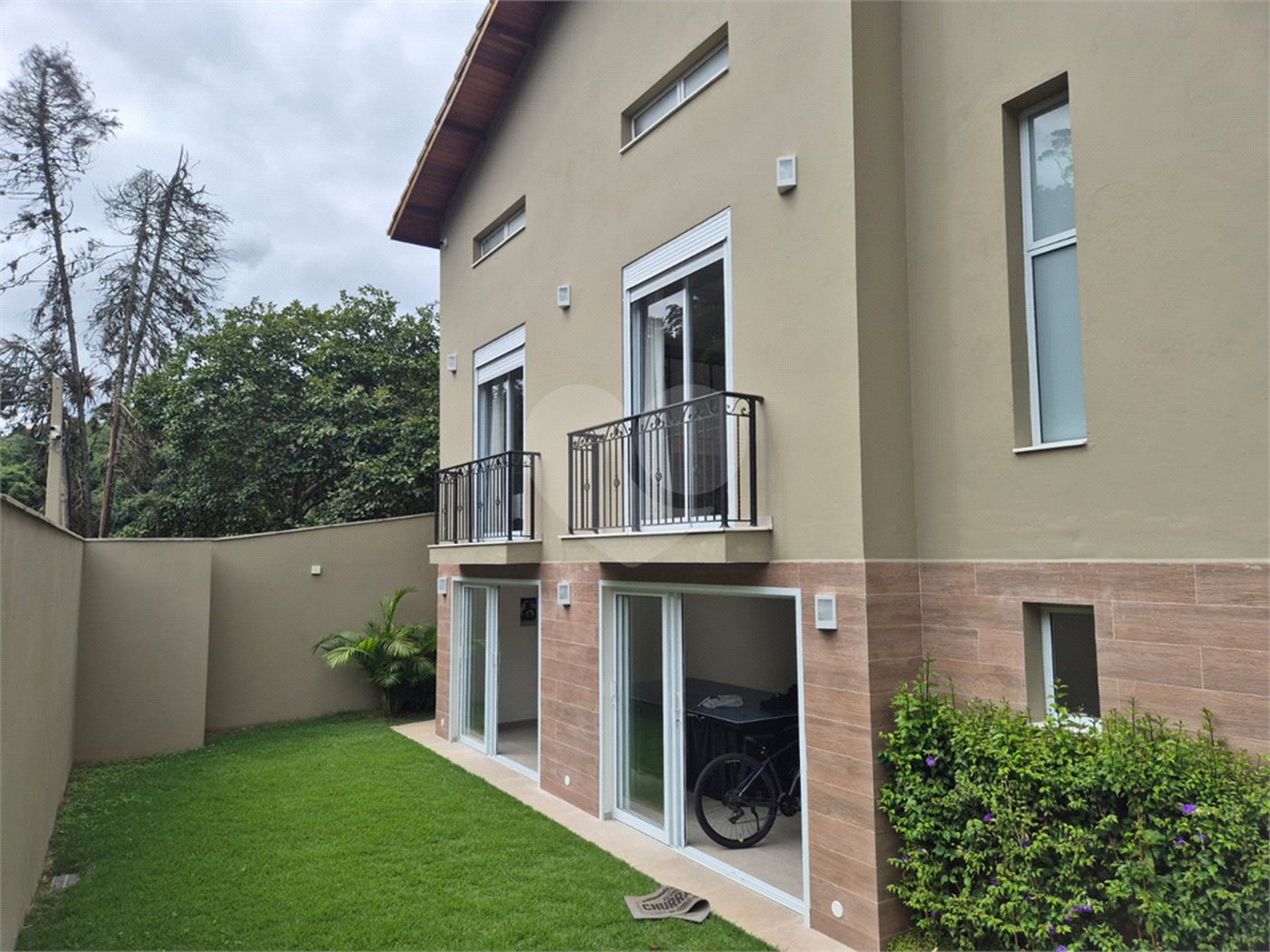 Casa à venda com 3 suítes no condomínio Alpes da Cantareira, Mairiporã - SP