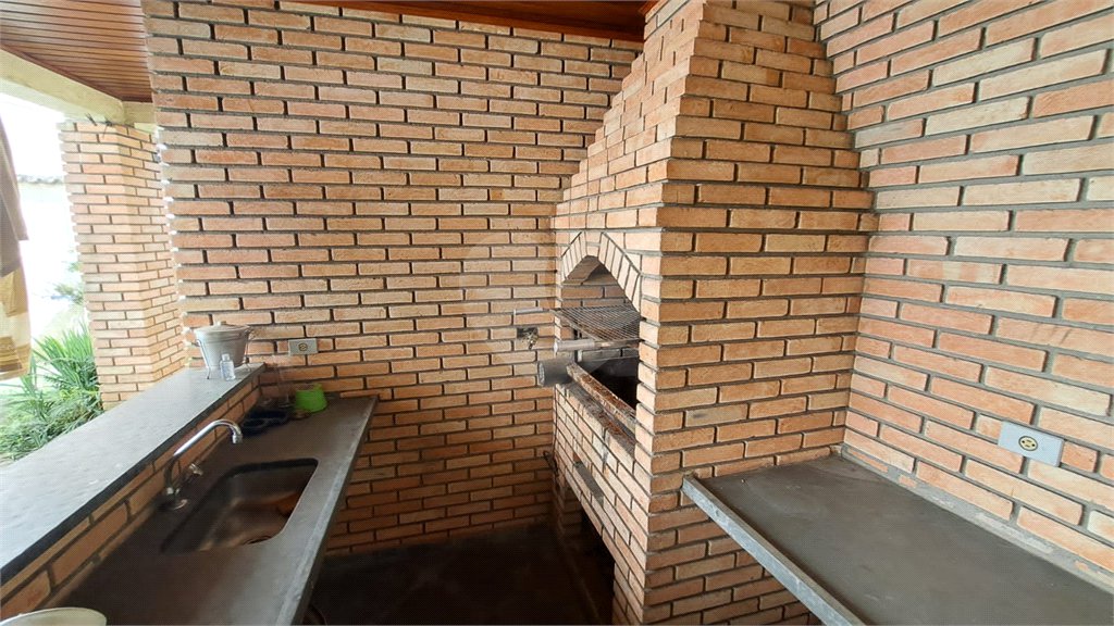 Sobrado à venda com 5 quartos, sendo 1 suíte, em Tremembé, São Paulo, SP