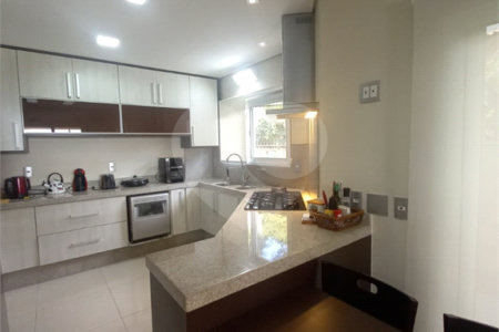 Casa à venda com 4 suítes no condomínio Alpes de Vinhedo, Vinhedo - SP