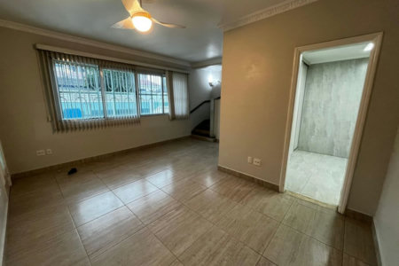 Sobrado com 3 dormitórios à venda, 152 m² por R$ 1.700.000,00 - Embaré - Santos/SP