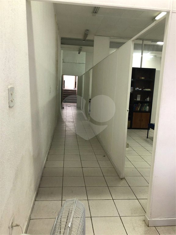 Casa à venda com 6 quartos, sendo 2 suítes, em Vila Monumento, São Paulo, SP
