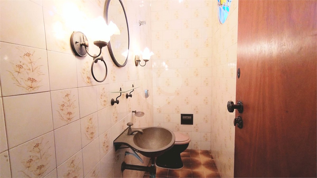 Casa à venda ou para alugar com 4 quartos, sendo 1 suíte, em Jardim Santa Rosália, Sorocaba, SP