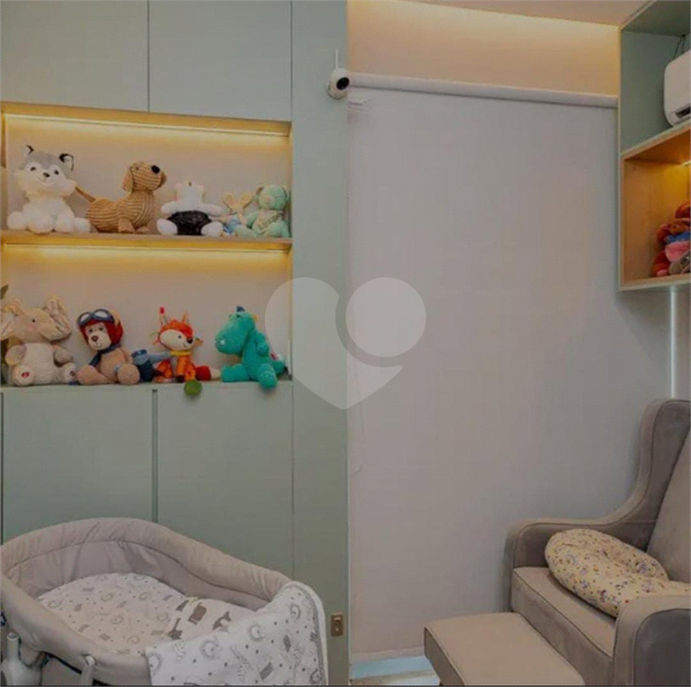 Apartamento à venda com 2 quartos, sendo 1 suíte,  em Chácara Santo Antônio, São Paulo, SP