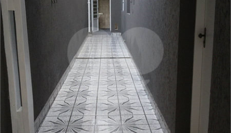 Sobrado à venda com 4 quartos em Santa Terezinha, São Paulo, SP
