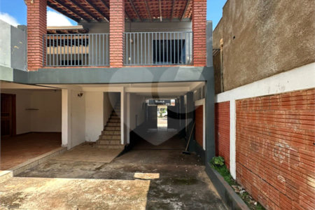 Sobrado à venda ou para alugar com 4 quartos, sendo 2 suítes, em Vila Lacíria, Ponta Porã, MS